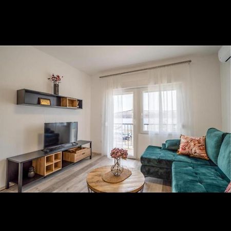 Apartman Jan Karlobag Luaran gambar